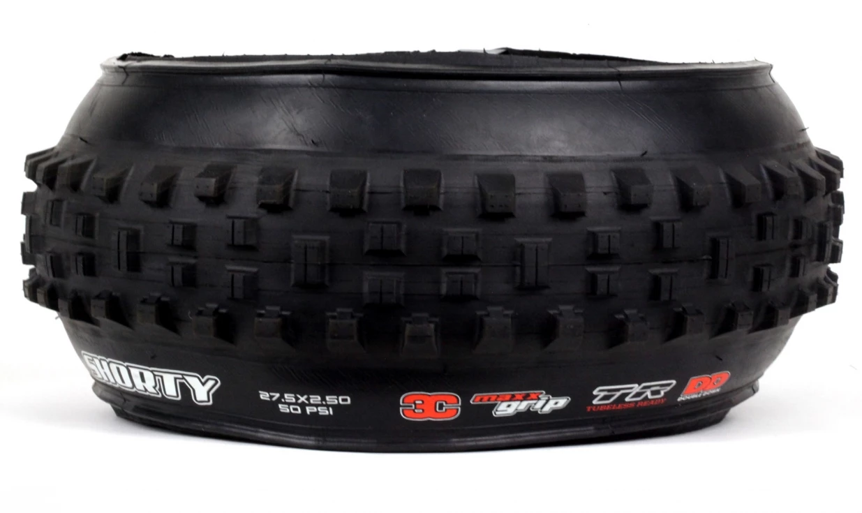 Pneu Maxxis Shorty Wide Trail - 3C Maxx Grip - Double Down - Tubeless Ready 4 Pneu Maxxis Shorty Wide Trail - 3C Maxx Grip - Double Down - Tubeless Ready – Image 2