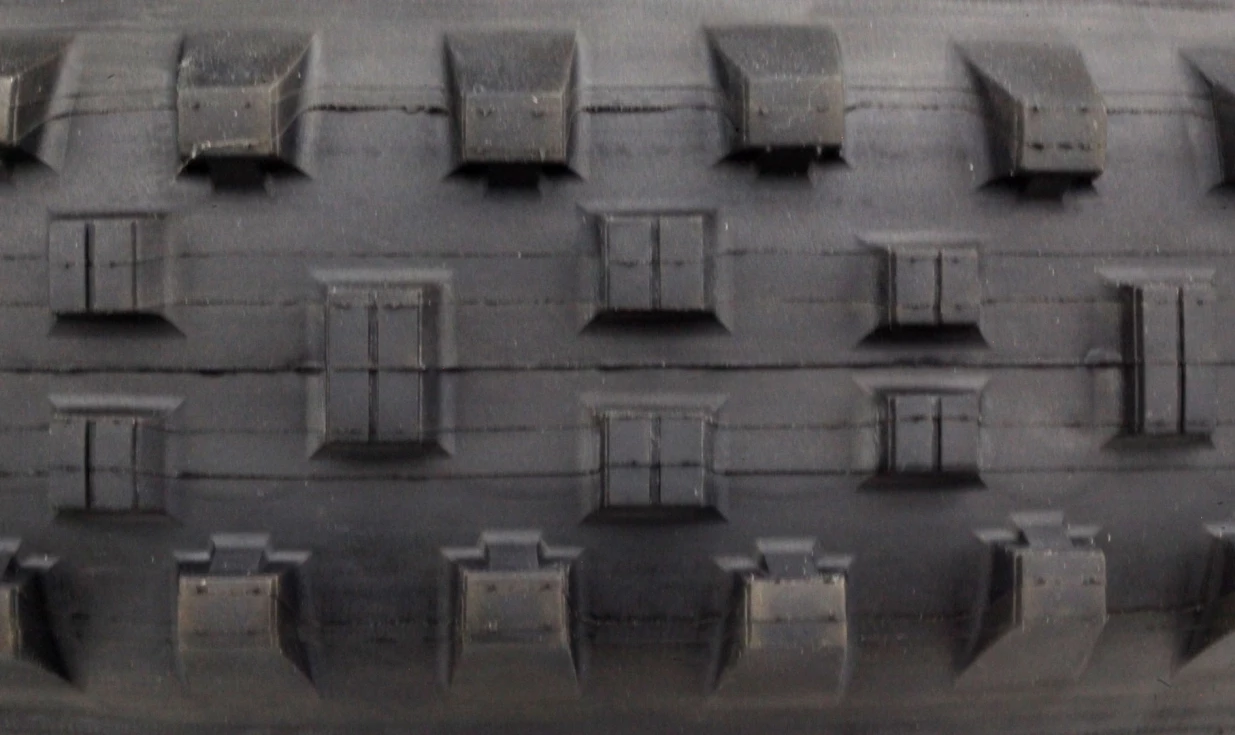 Pneu Maxxis Shorty Wide Trail - 3C Maxx Grip - Double Down - Tubeless Ready 6 Pneu Maxxis Shorty Wide Trail - 3C Maxx Grip - Double Down - Tubeless Ready – Image 4