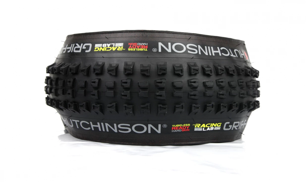 Pneu Hutchinson Griffus Racing Lab Rear 2.40 - Race Riposte Gravity - Hardskin - Tubeless Ready 5 Pneu Hutchinson Griffus Racing Lab Rear 2.40 - Race Riposte Gravity - Hardskin - Tubeless Ready – Image 3