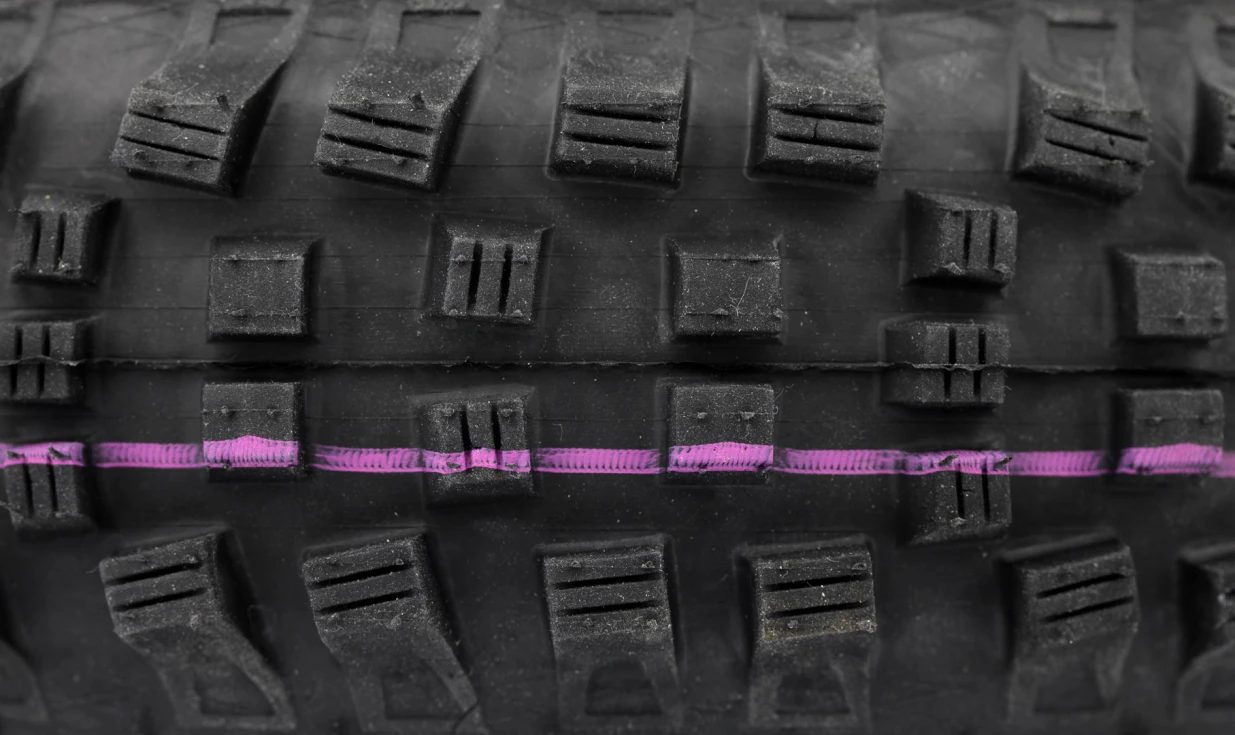 Pneu Schwalbe Magic Mary - Addix Ultra Soft - Super Gravity - Tubeless Easy 6 Pneu Schwalbe Magic Mary - Addix Ultra Soft - Super Gravity - Tubeless Easy – Image 4