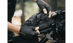 Sacoche De Cadre Topeak Toploader - 0,75 Litres -Pas Cher Vtt Magasin Sacoche de Cadre Topeak Toploader 075 Litres housse 2 1235x735