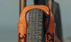 Pneu Hutchinson Kraken Sideskin - Tubeless Ready - 66 TPI -Pas Cher Vtt Magasin mountain bike tire hutchinson kraken 4 1235x735