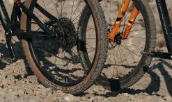 Pneu Hutchinson Kraken Sideskin - Tubeless Ready - 66 TPI -Pas Cher Vtt Magasin mountain bike tire hutchinson kraken 6 1235x735