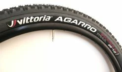 Pneu Vittoria Agarro Graphène 2.0 - Tubeless Ready TNT 9 Pneu Vittoria Agarro Graphène 2.0 - Tubeless Ready TNT -Pas Cher Vtt Magasin pneu vittoria agarro 3 1235x735