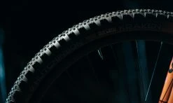 Pneu Hutchinson Kraken Racing Lab - Race Ripost XC - Hardskin - Tubeless Ready 16 Pneu Hutchinson Kraken Racing Lab - Race Ripost XC - Hardskin - Tubeless Ready -Pas Cher Vtt Magasin pneu xc hutchinson kraken hardskin profil 1235x735